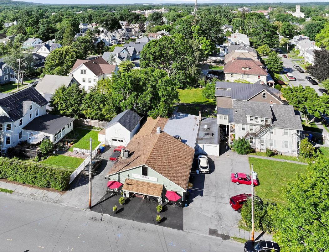Exterior, Drone