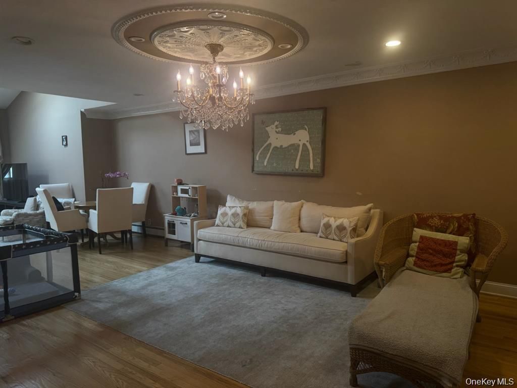 Chandelier, Dining room, Interior, Recessed Lighting, Wood Texture Flooring