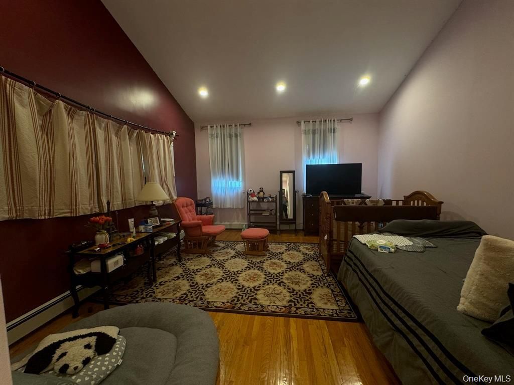 Home Office, Interior, Living room, Recessed Lighting, Wood Texture Flooring
