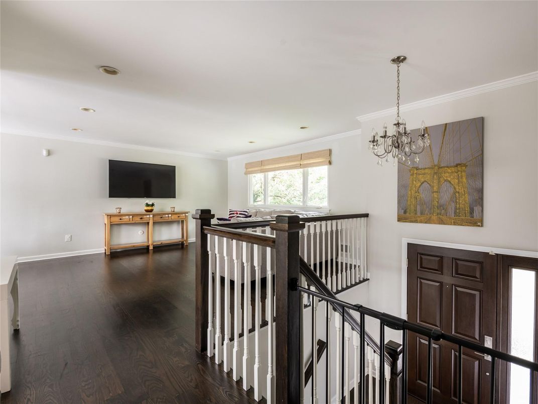 Chandelier, Interior, Recessed Lighting, Wood Texture Flooring