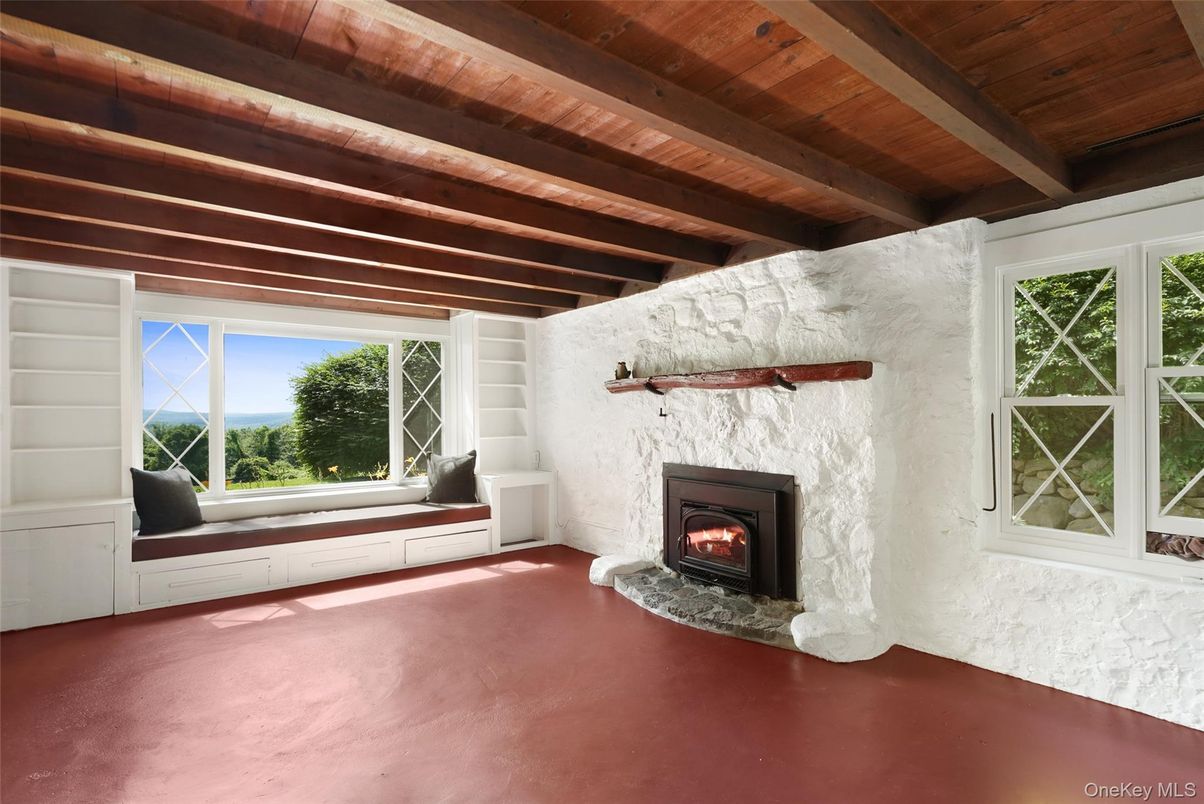 Empty room, Fireplace, Interior, Wooden Beams, Wooden Ceilings
