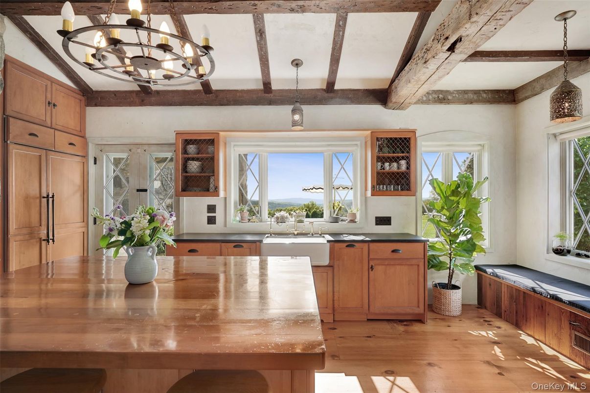 Chandelier, Interior, Kitchen, Pendant Lights, Water, Wooden Beams, Wood Texture Flooring