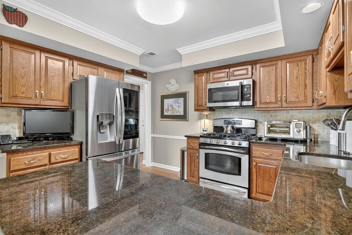 Interior, Kitchen, Stainless Steel Appliances