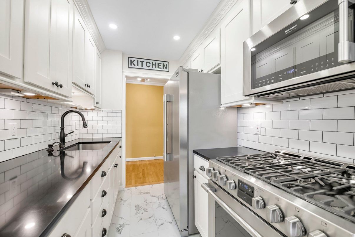 Interior, Kitchen, Marble, Recessed Lighting, Stainless Steel Appliances