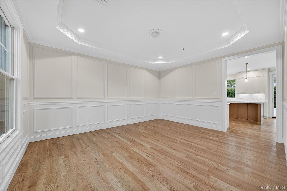 Empty room, Interior, Pendant Lights, Recessed Lighting, Wood Texture Flooring