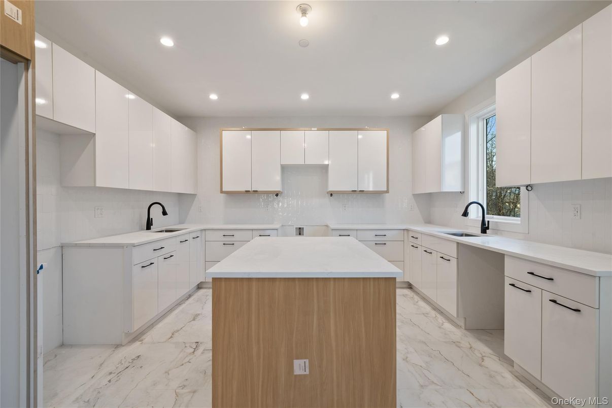 Interior, Kitchen, Marble, Recessed Lighting