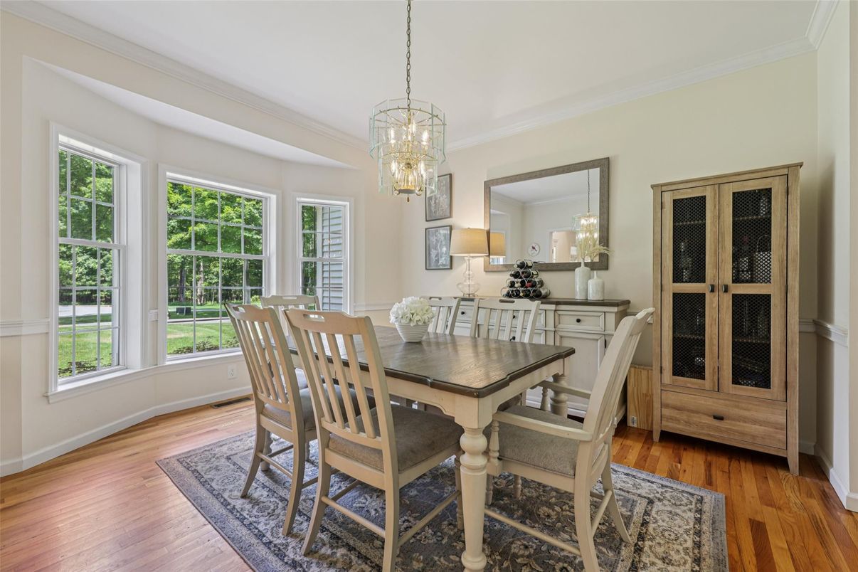 Chandelier, Dining room, Interior, Pendant Lights, Wood Texture Flooring