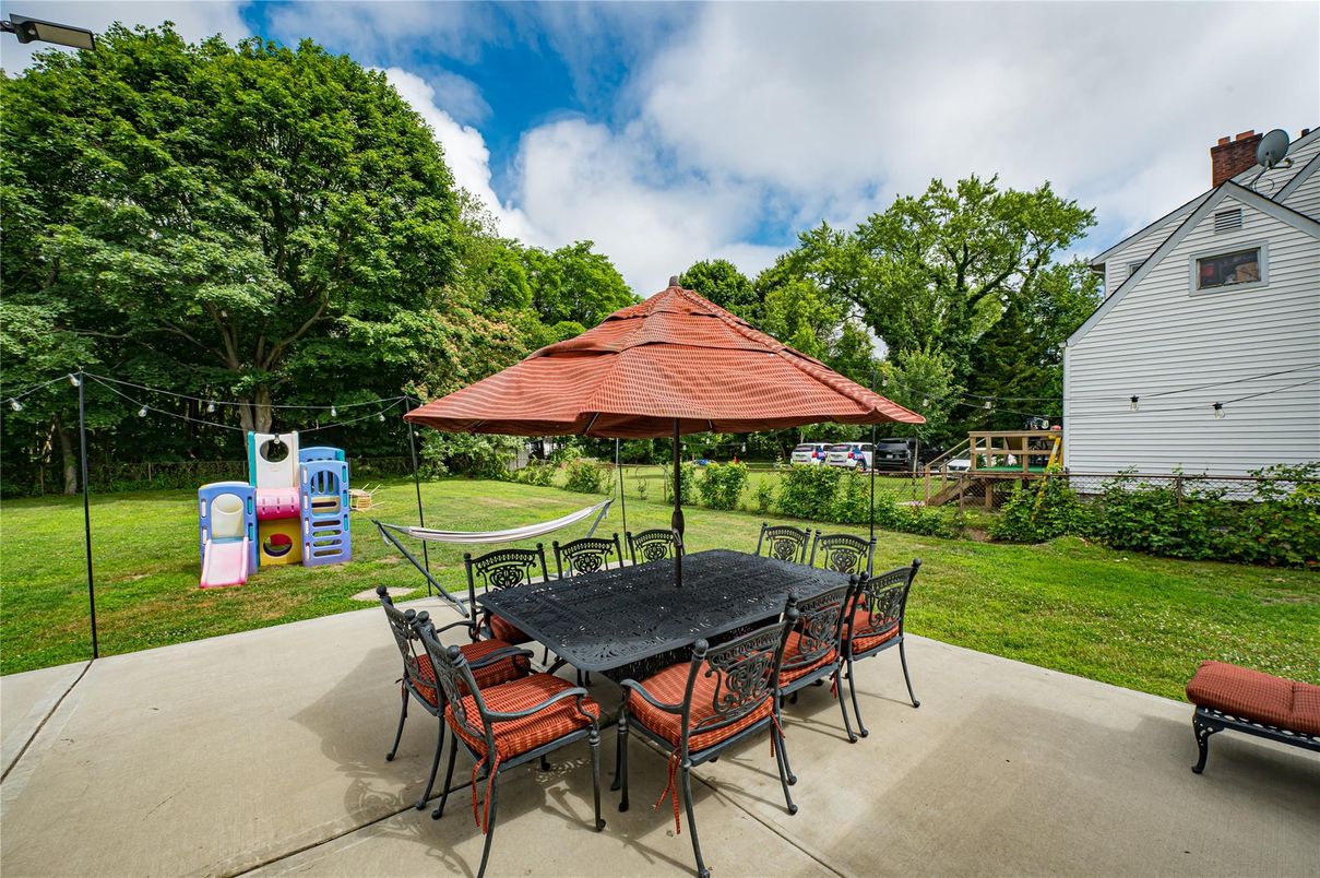 Backyard, Exterior, Playground