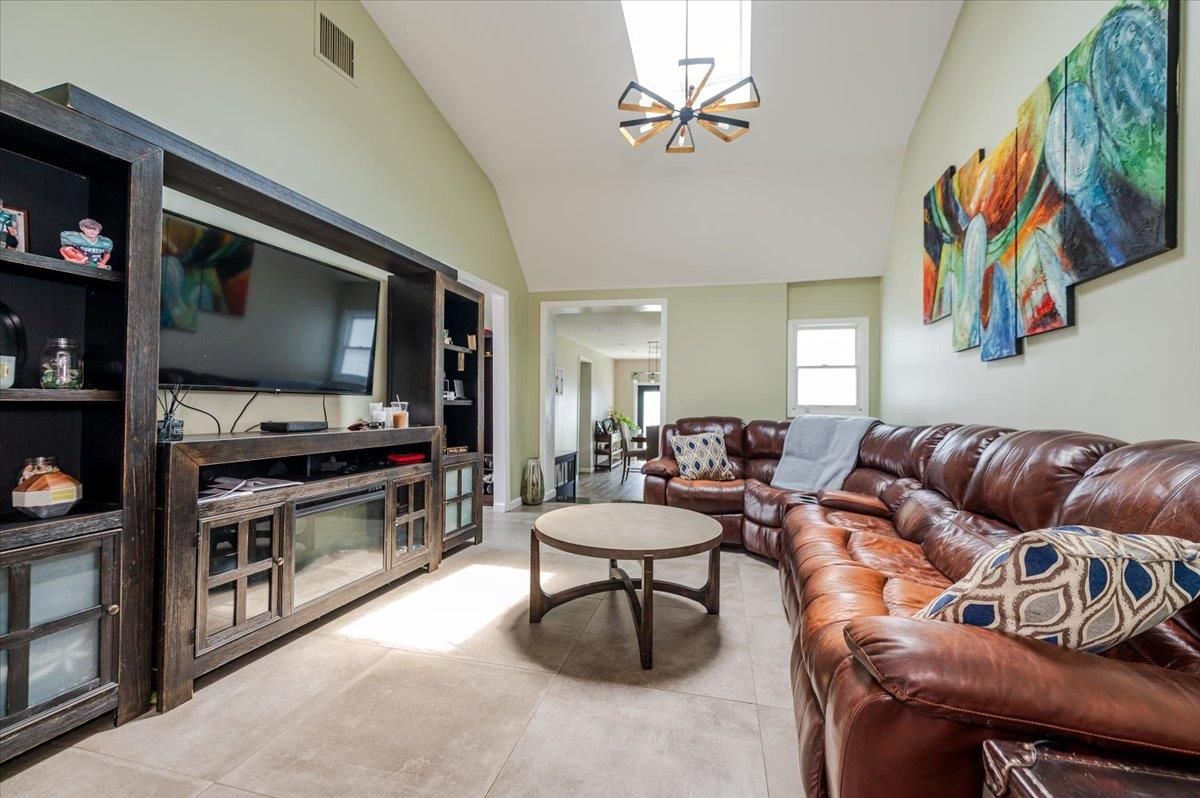 Interior, Living room, Pendant Lights