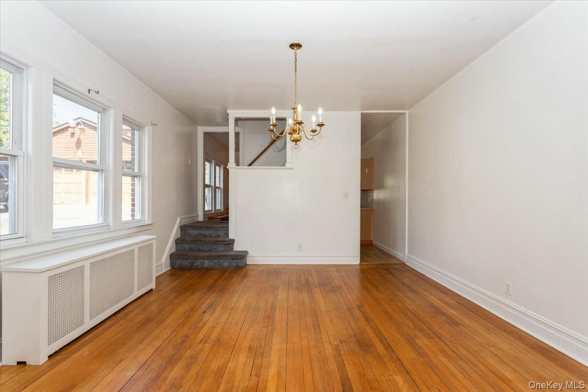Chandelier, Empty room, Interior, Wood Texture Flooring