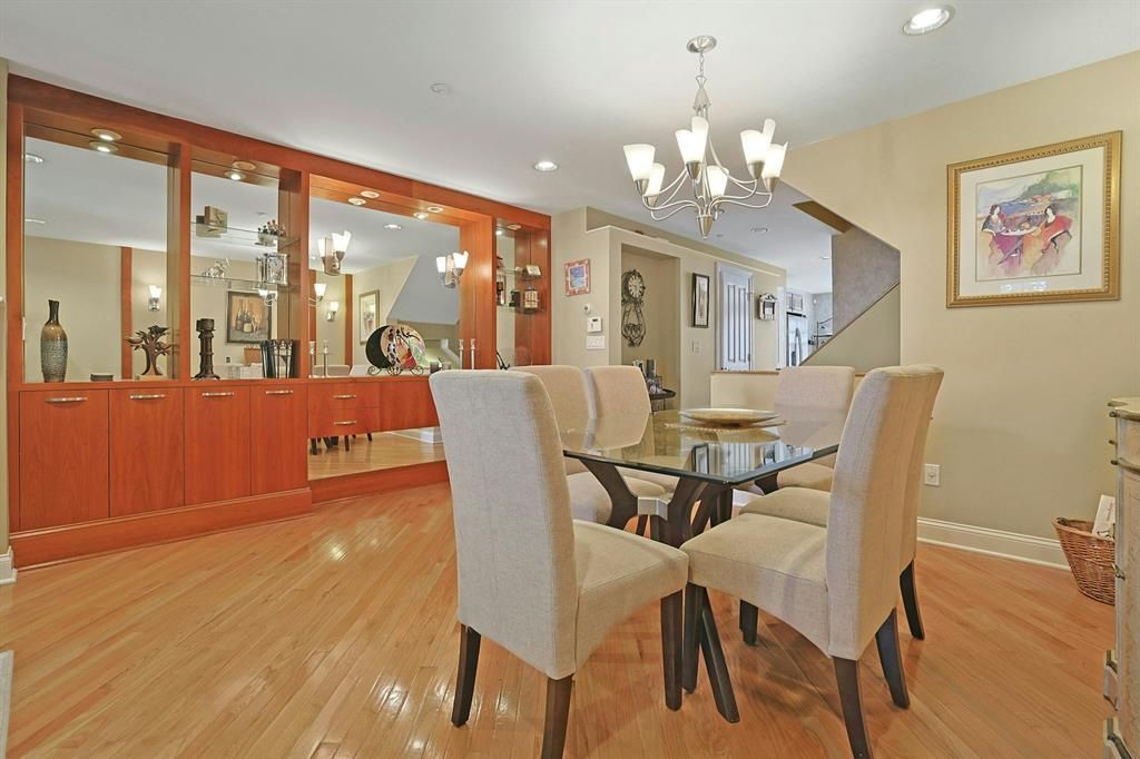Chandelier, Dining room, Interior, Recessed Lighting, Wood Texture Flooring