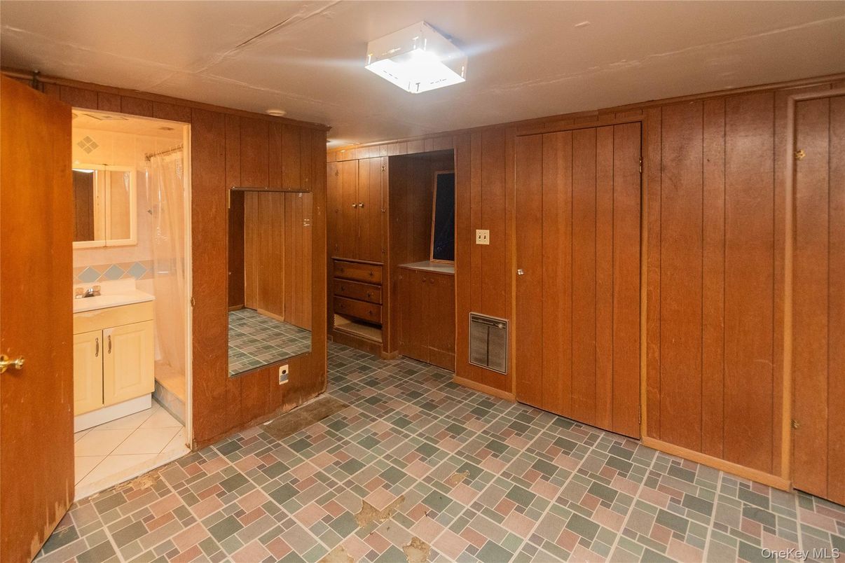 Interior, Wooden Walls