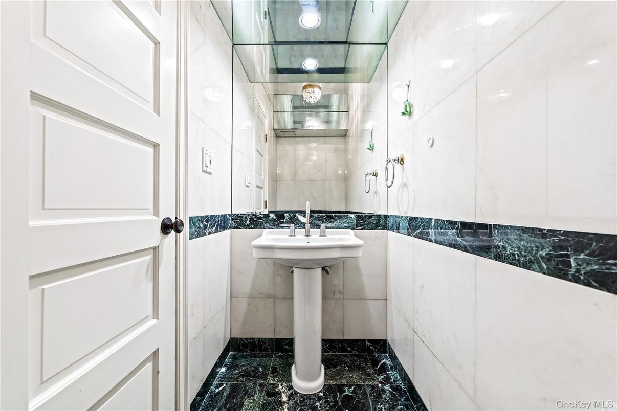 Bathroom, Interior, Marble, Marble Walls