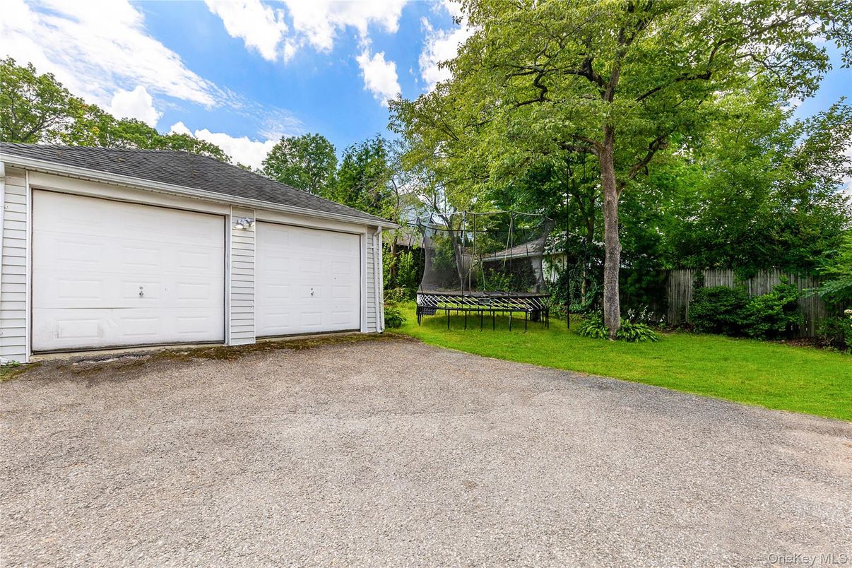 Backyard, Detached Garage, Exterior