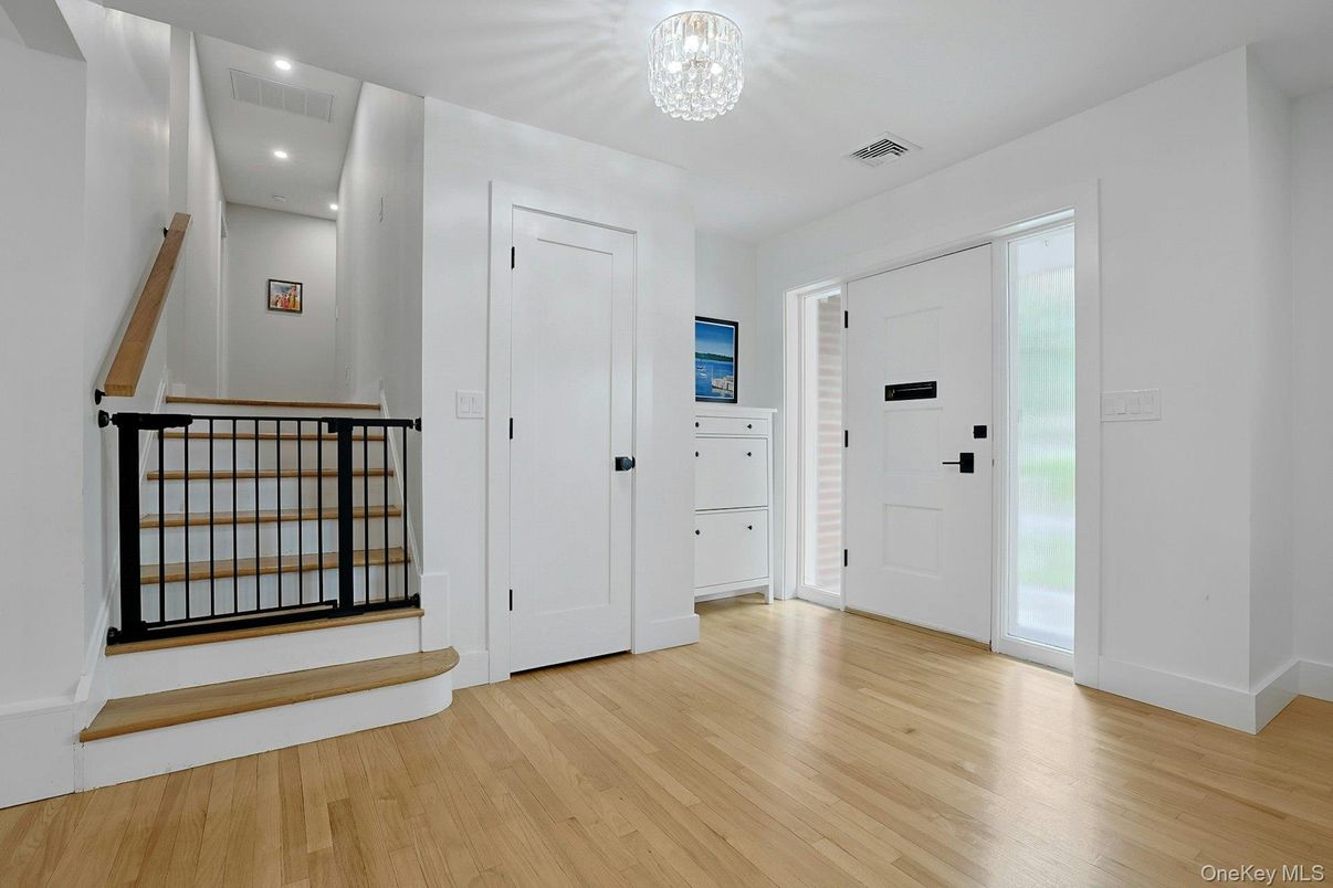 Chandelier, Interior, Recessed Lighting, Wood Texture Flooring