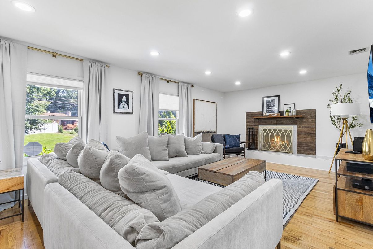 Fireplace, Interior, Living room, Recessed Lighting, Wood Texture Flooring