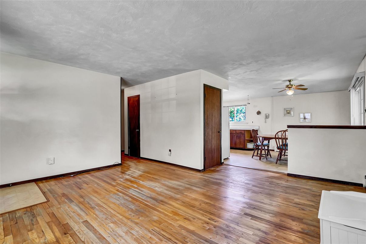 Dining room, Empty room, Interior, Wood Texture Flooring