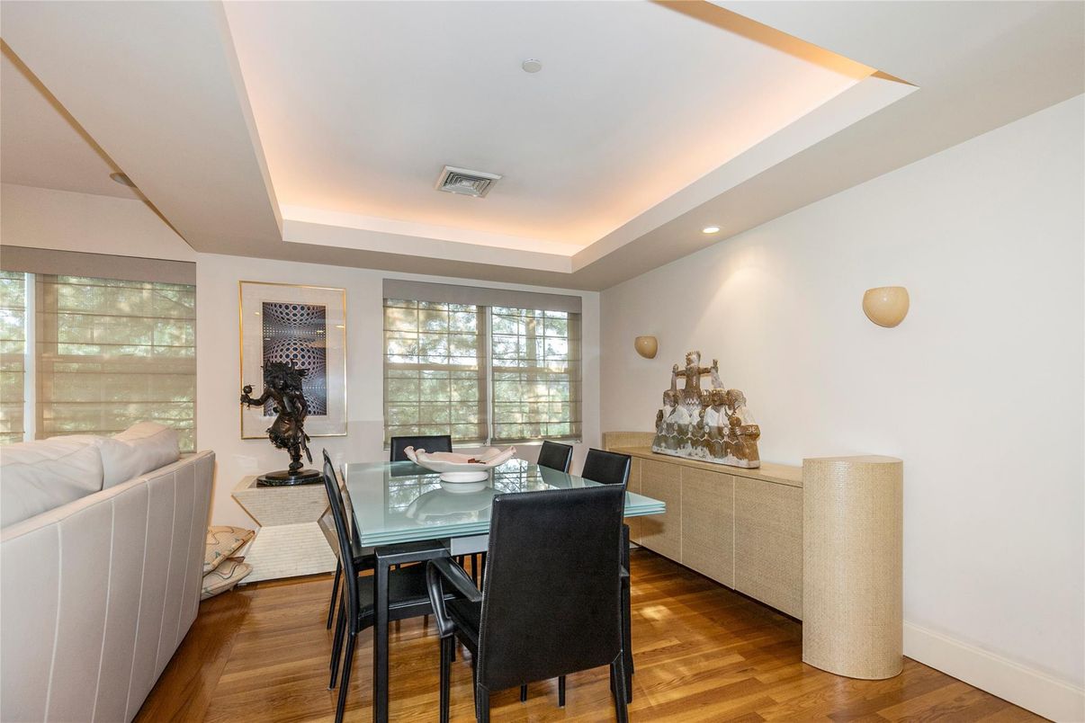Dining room, Interior, Recessed Lighting, Wood Texture Flooring
