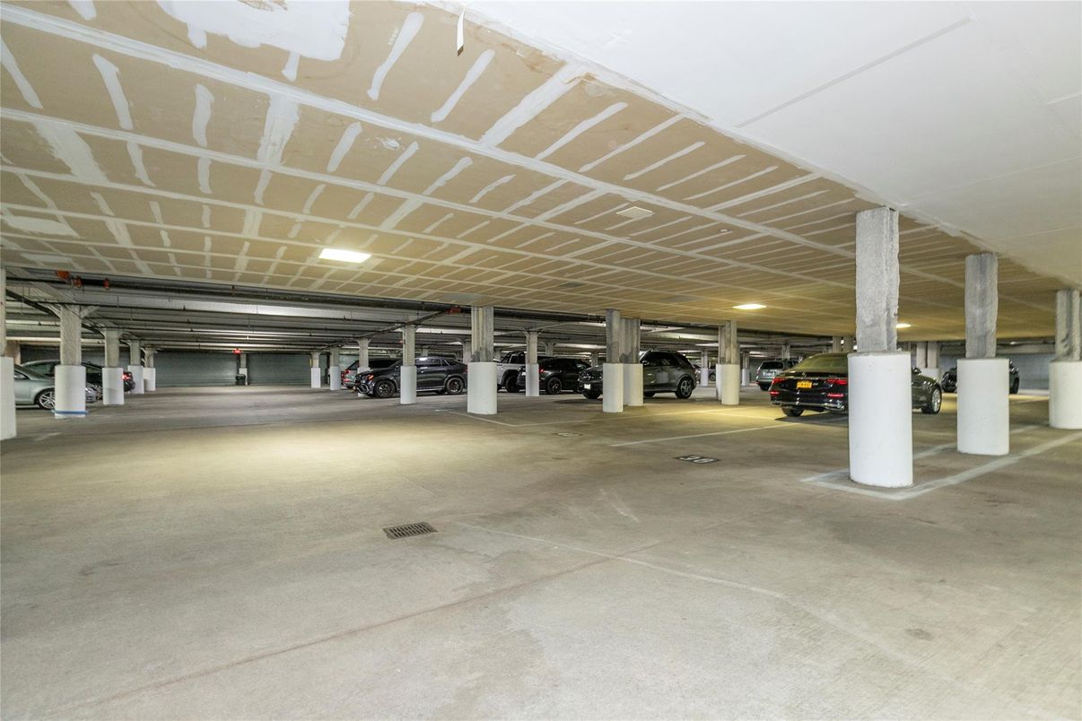 Garage, Interior, Recessed Lighting