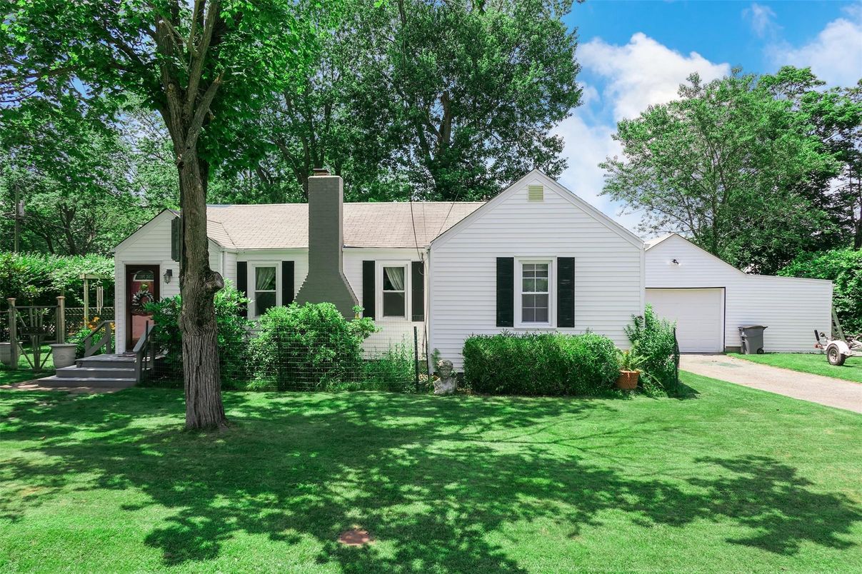 Attached, Backyard, Exterior, Facade, Ranch