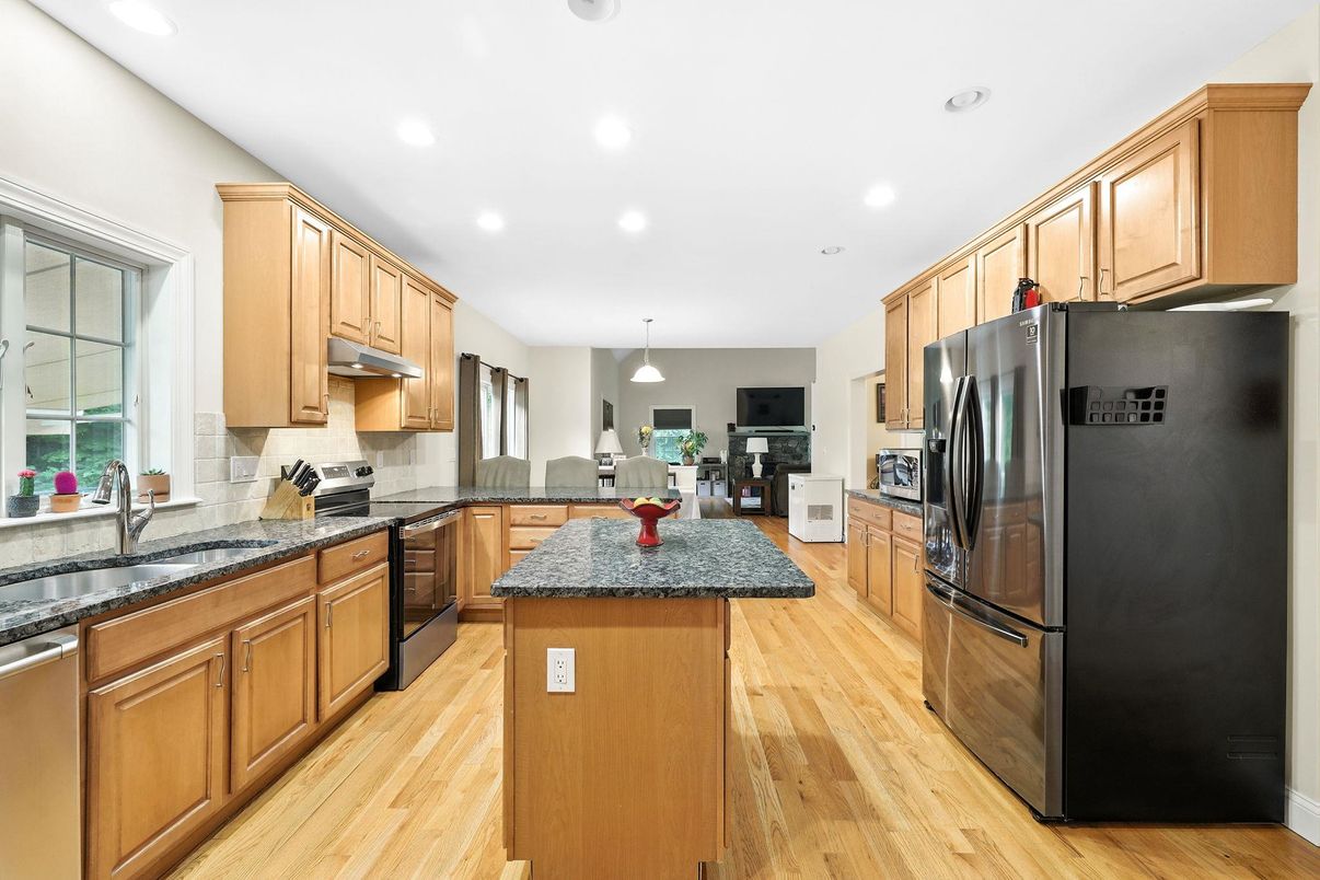 Interior, Kitchen, Pendant Lights, Recessed Lighting, Wood Texture Flooring