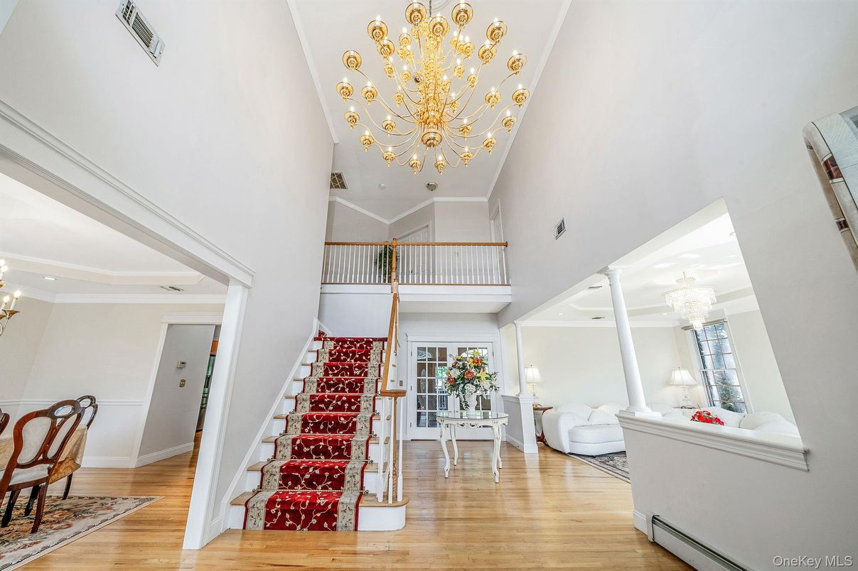 Chandelier, Interior, Living room, Pendant Lights, Recessed Lighting, Wood Texture Flooring
