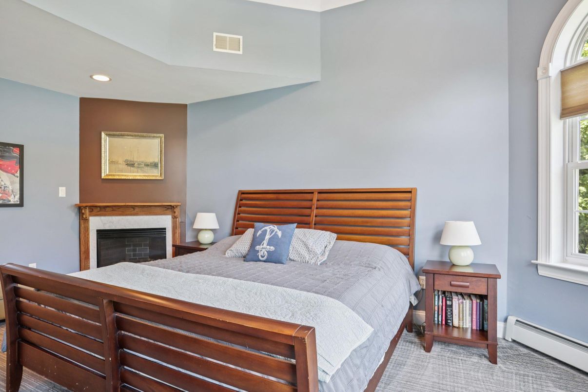 Bedroom, Fireplace, Interior, Recessed Lighting