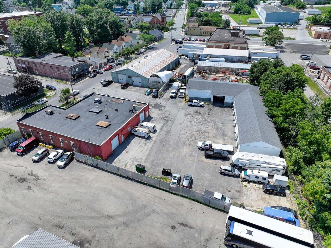 Exterior, Drone