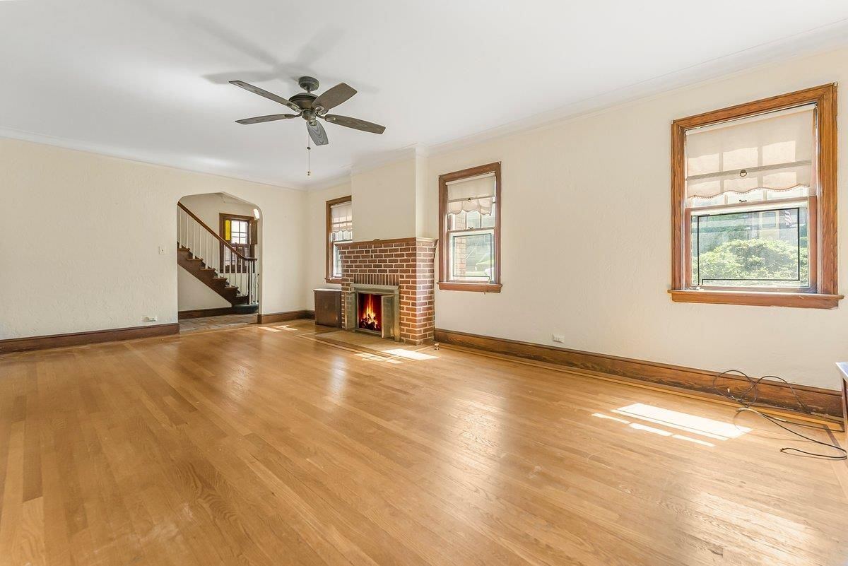 Empty room, Fireplace, Interior, Wood Texture Flooring