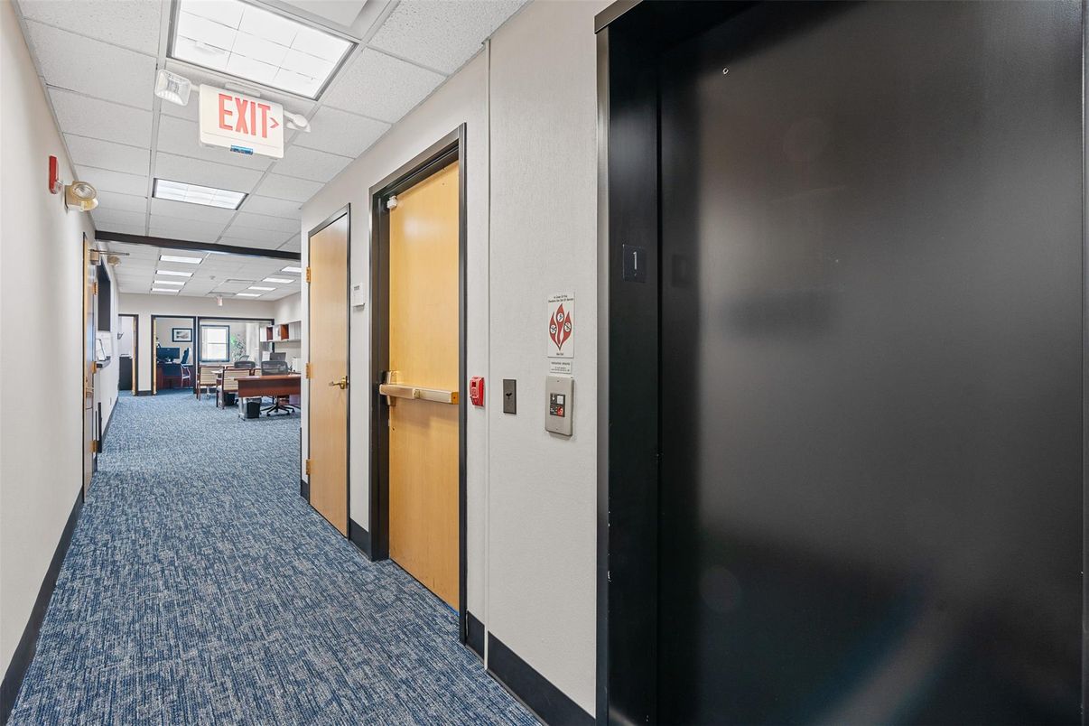 Elevator, Interior, Recessed Lighting
