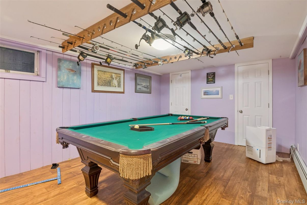 Billiard Table, Game Room, Interior, Wood Texture Flooring