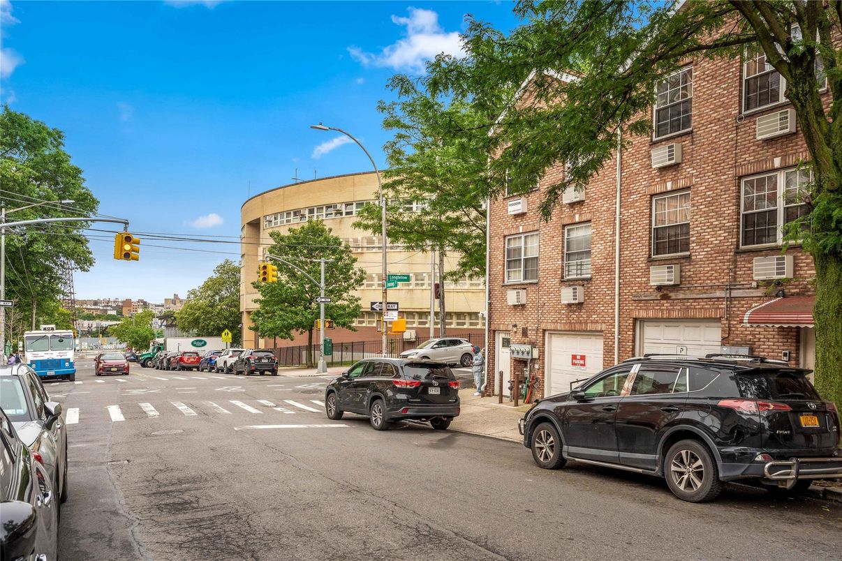 Exterior, Facade, Brick Facade, Condo Building