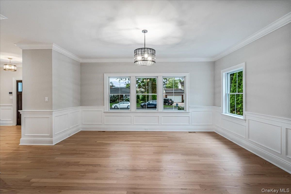 Chandelier, Empty room, Interior, Pendant Lights, Wood Texture Flooring