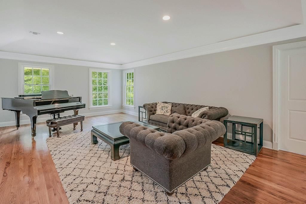 Interior, Living room, Piano, Recessed Lighting, Wood Texture Flooring