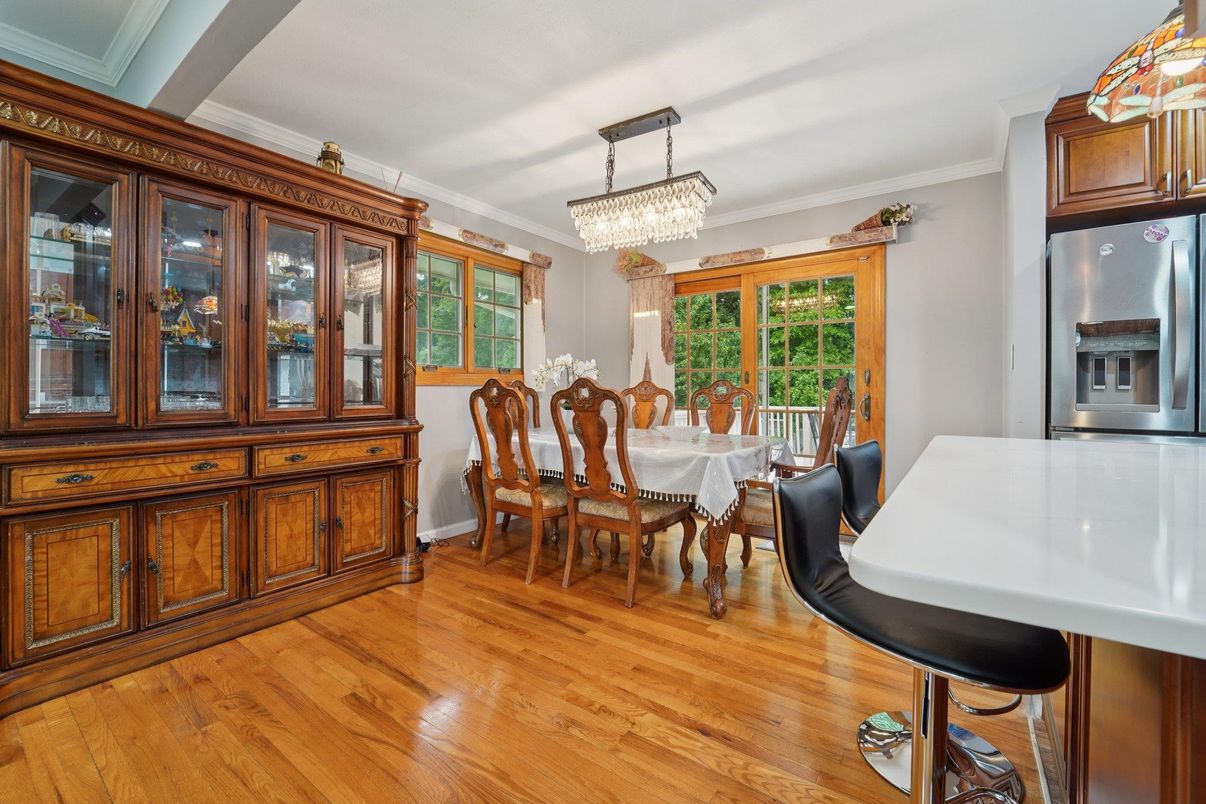 Chandelier, Dining room, Interior, Wood Texture Flooring