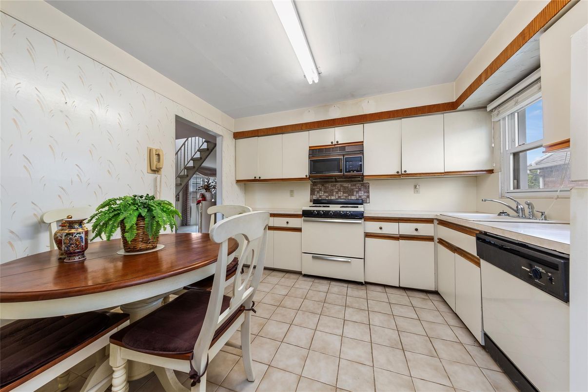 Dining room, Interior, Kitchen