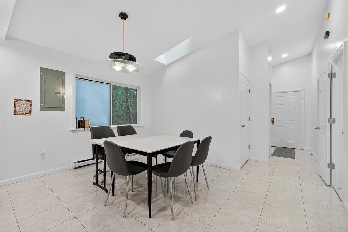 Dining room, Interior, Marble, Pendant Lights, Recessed Lighting