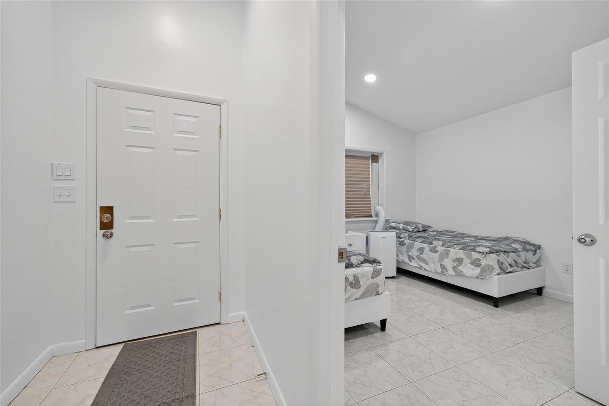 Bedroom, Interior, Marble, Recessed Lighting