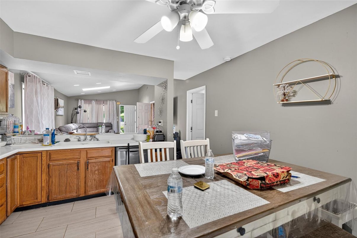 Dining room, Interior, Kitchen, Recessed Lighting