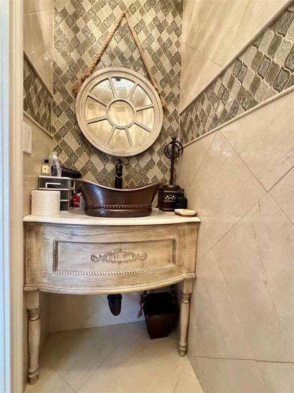 Bathroom, Interior