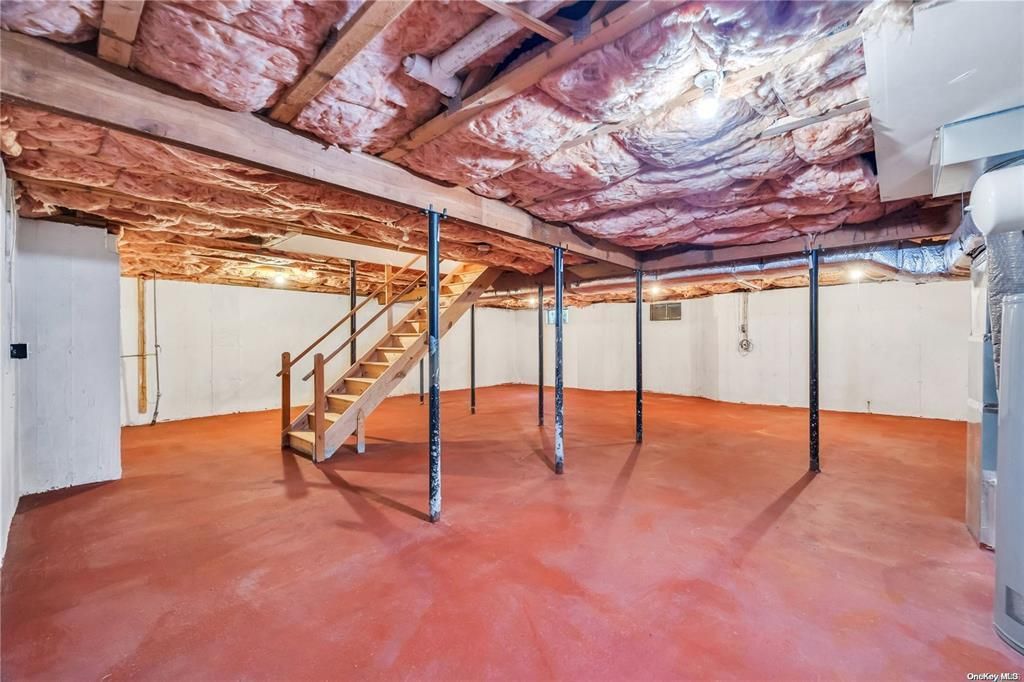 Interior, Wooden Beams