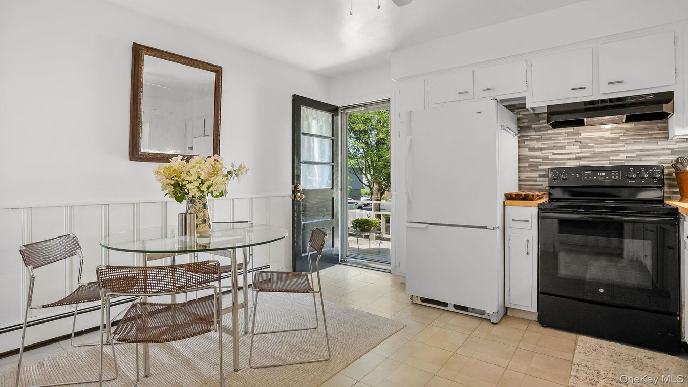 Dining room, Interior, Kitchen