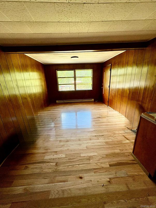 Empty room, Interior, Wood Texture Flooring, Wooden Walls