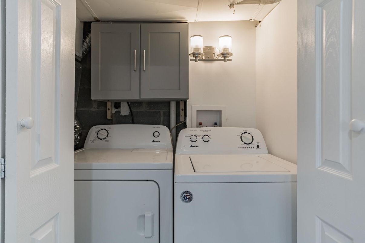 Interior, Utility Closets, Washer