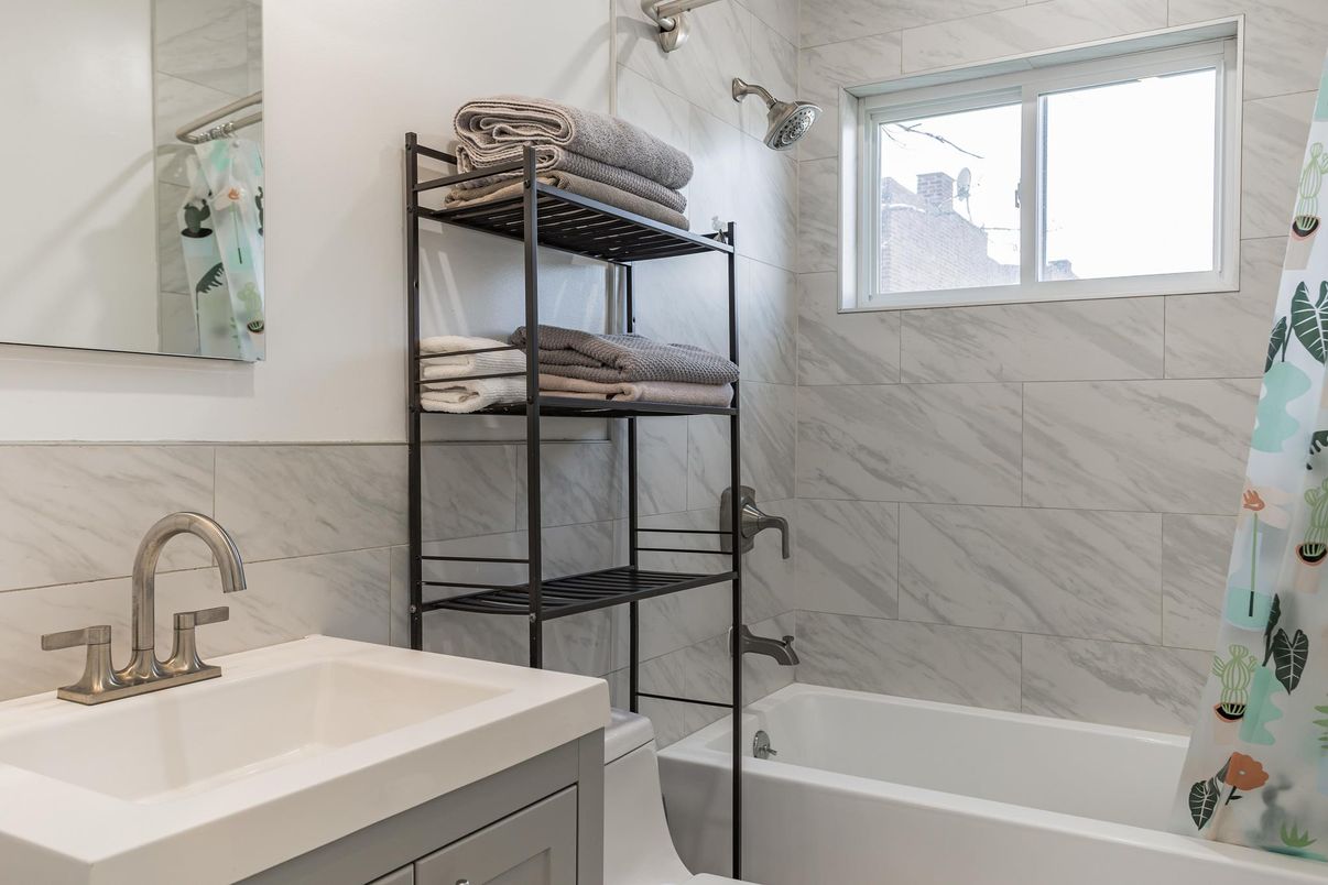Bathroom, Interior, Marble Walls