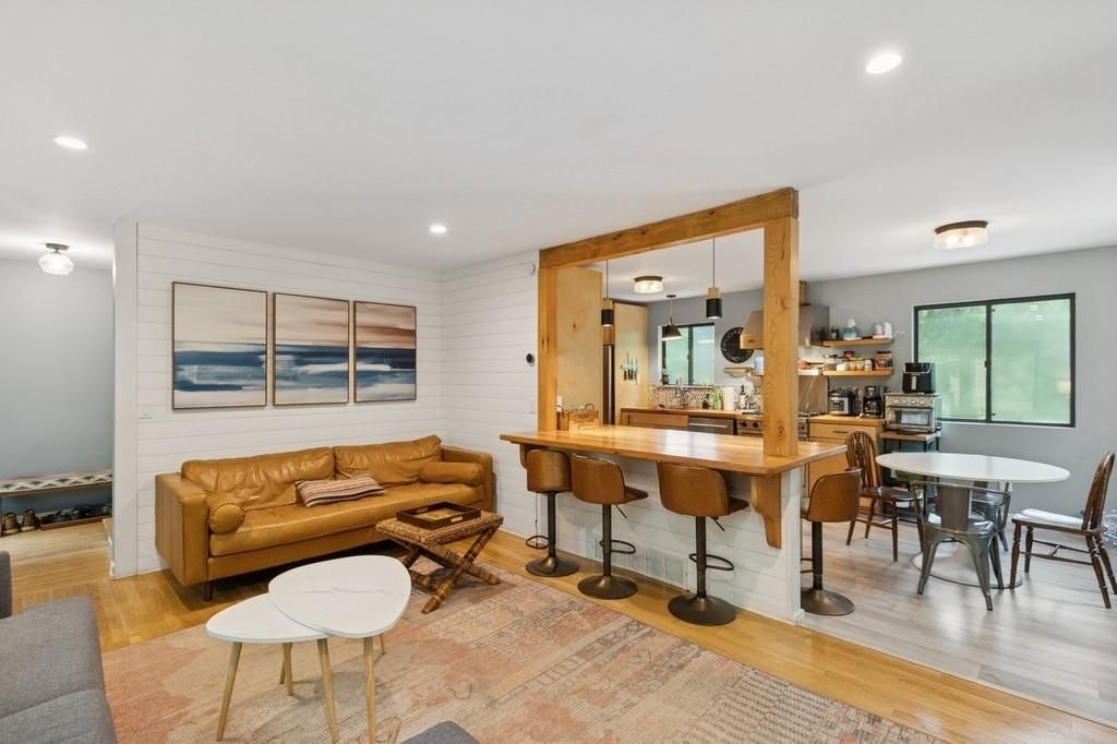 Dining room, Interior, Kitchen, Living room, Recessed Lighting, Wood Texture Flooring