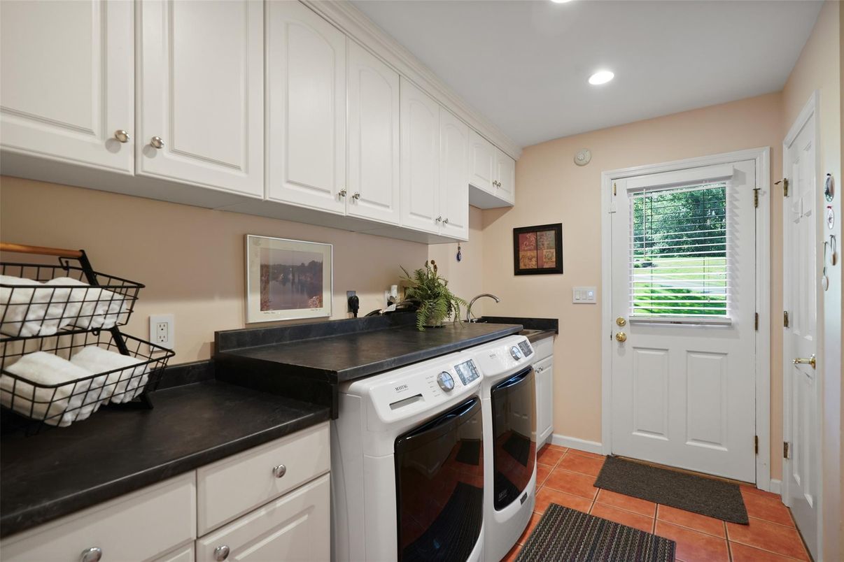 Interior, Recessed Lighting, Washer