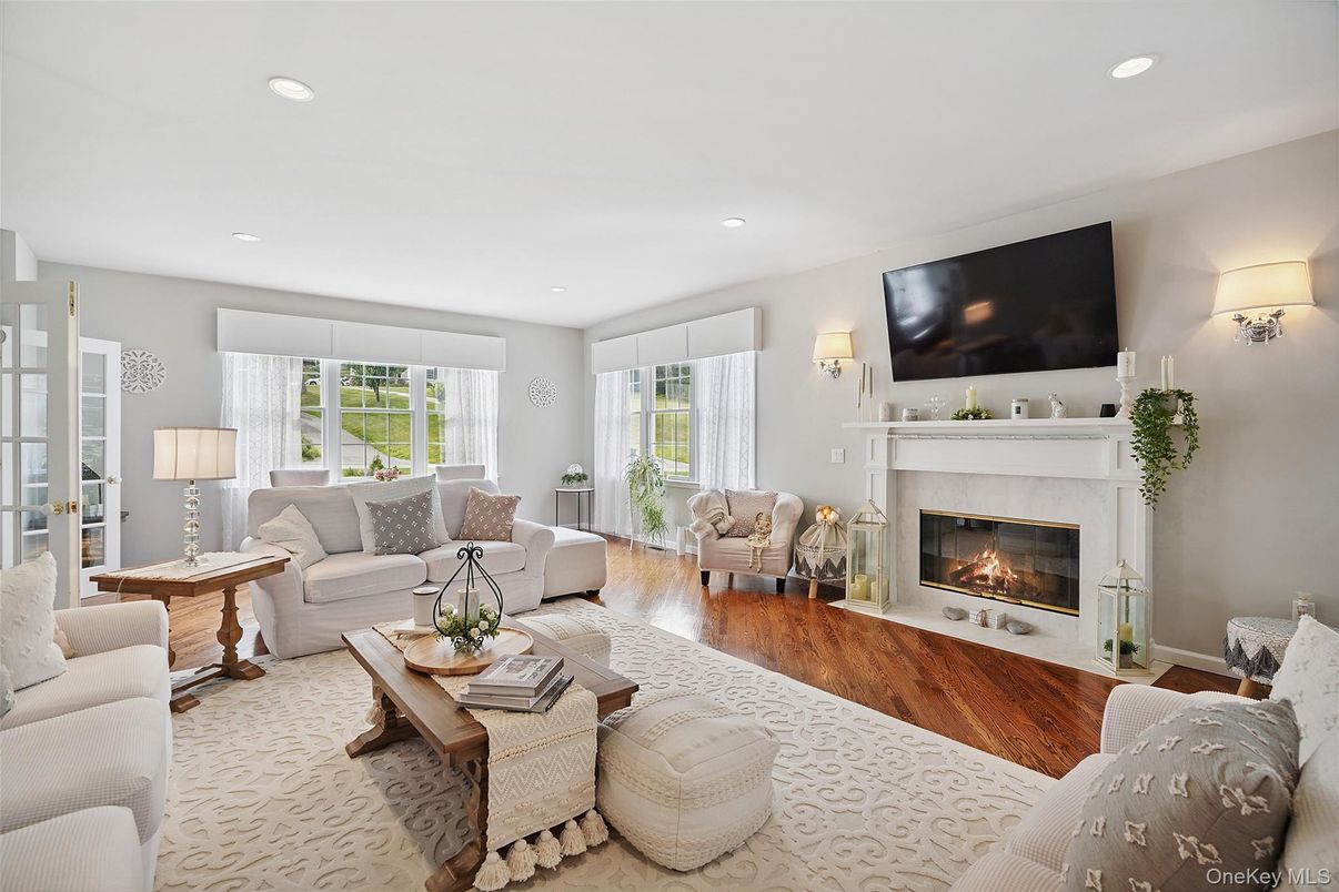 Fireplace, Interior, Living room, Recessed Lighting, Wood Texture Flooring