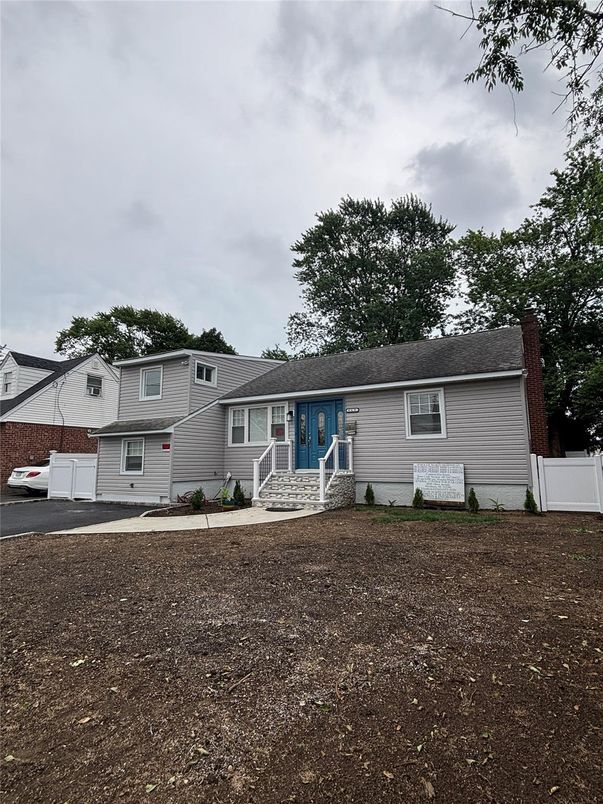 Attached, Backyard, Exterior, Facade, Cape Cod