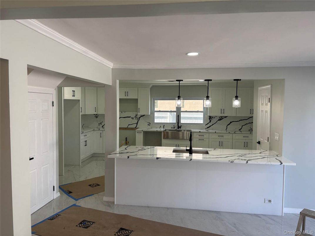 Interior, Kitchen, Marble Walls, Pendant Lights, Recessed Lighting